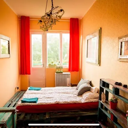 Best Location Cosy Art Flat